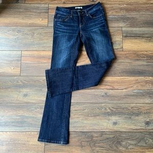 CABI Babyboot darkwash Jean size 0